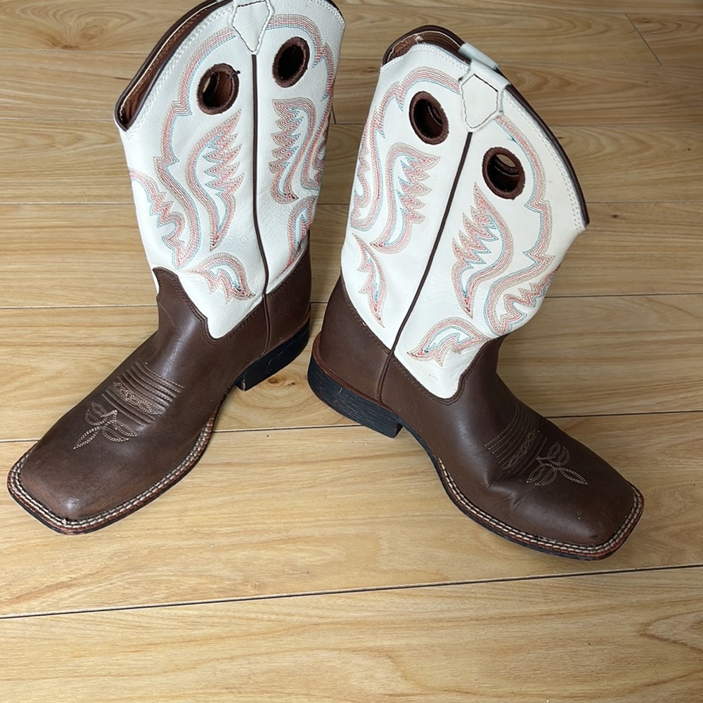 Justin Boots! Kids Size 3D
